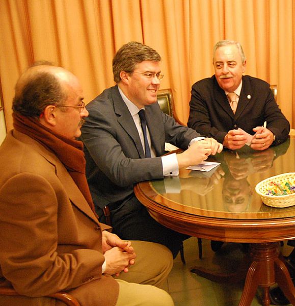 Miguel Segovia, José Enrique Fernández y Prudencio Villar. Viva. Miguel Segovia, José Enrique Fernández y Prudencio Villar. Viva.