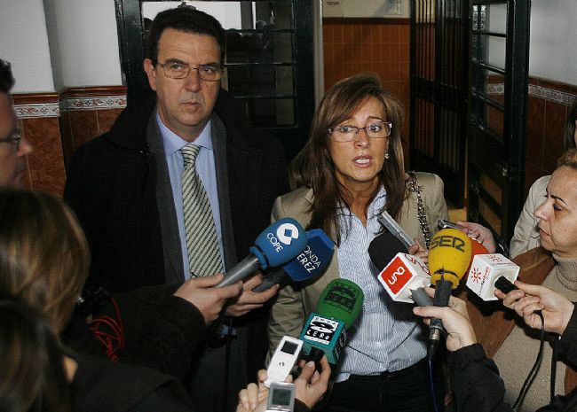 La alcaldesa, Pilar Sánchez, restó ayer importancia a los continuos requerimientos de la Junta de Andalucía. - Jesús Navas La alcaldesa, Pilar Sánchez, restó ayer importancia a los continuos requerimientos de la Junta de Andalucía. - Jesús Navas