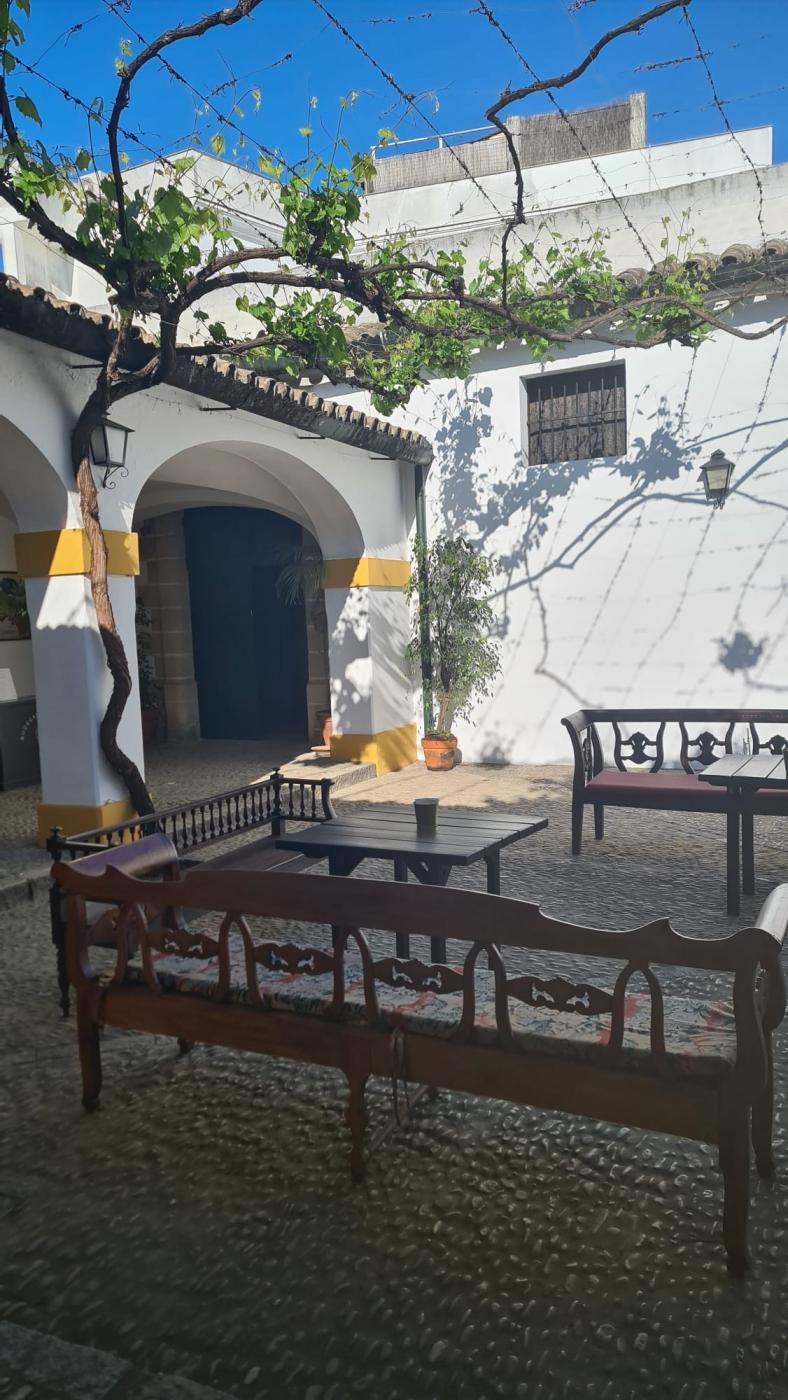 Patio  Bodegas Tradición Angélica Jódar