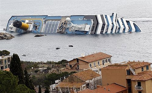 Crucero semihundido. EP