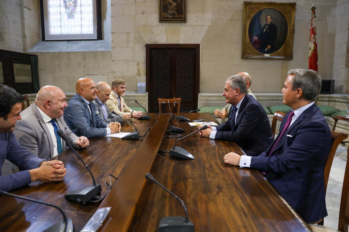 El encuentro con la asociación Arte Sacro. Ayto