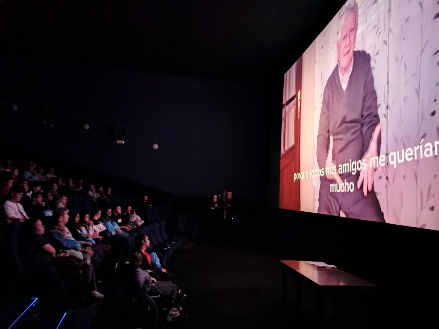 Proyección de los cortometrajes. - VH