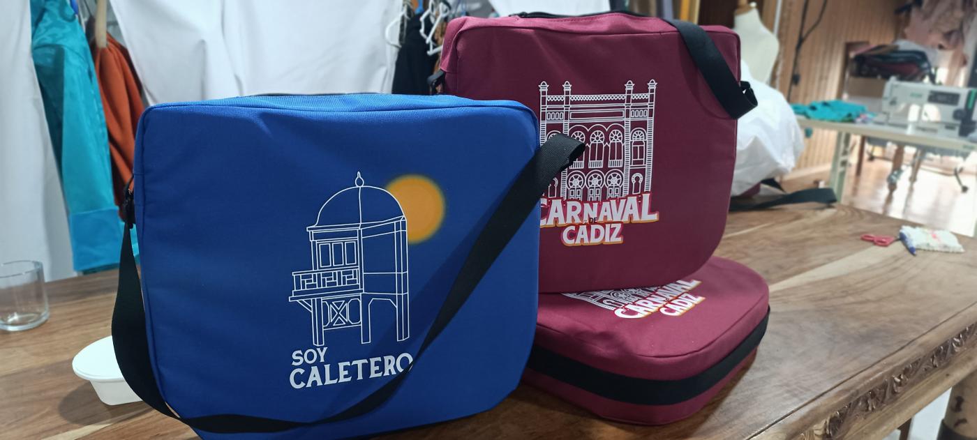 Dos de los modelos de ‘boljín’ que se encuentran ya a la venta. - VIVA
