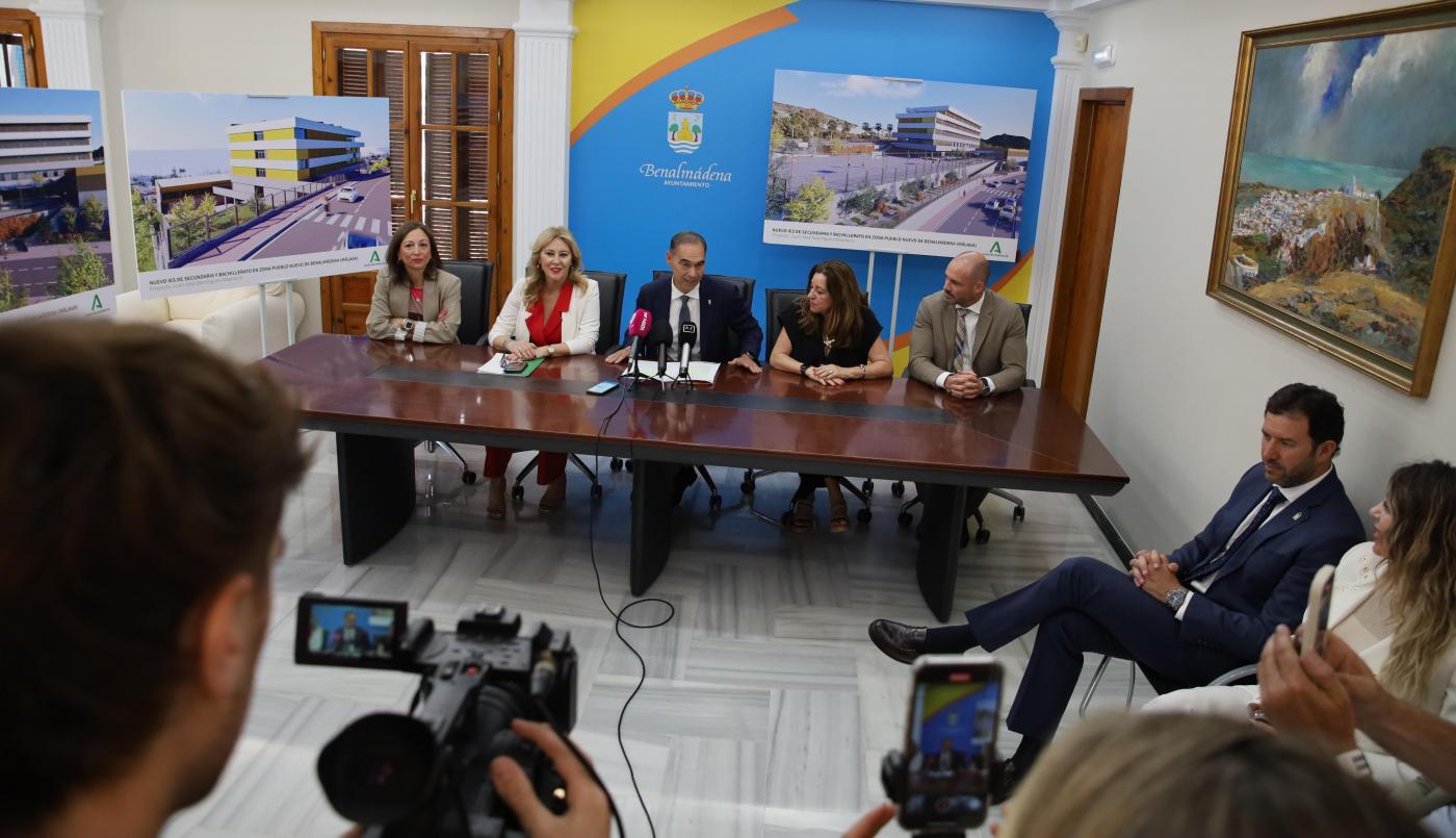 Rueda de prensa. - Ayuntamiento de Benalmádena