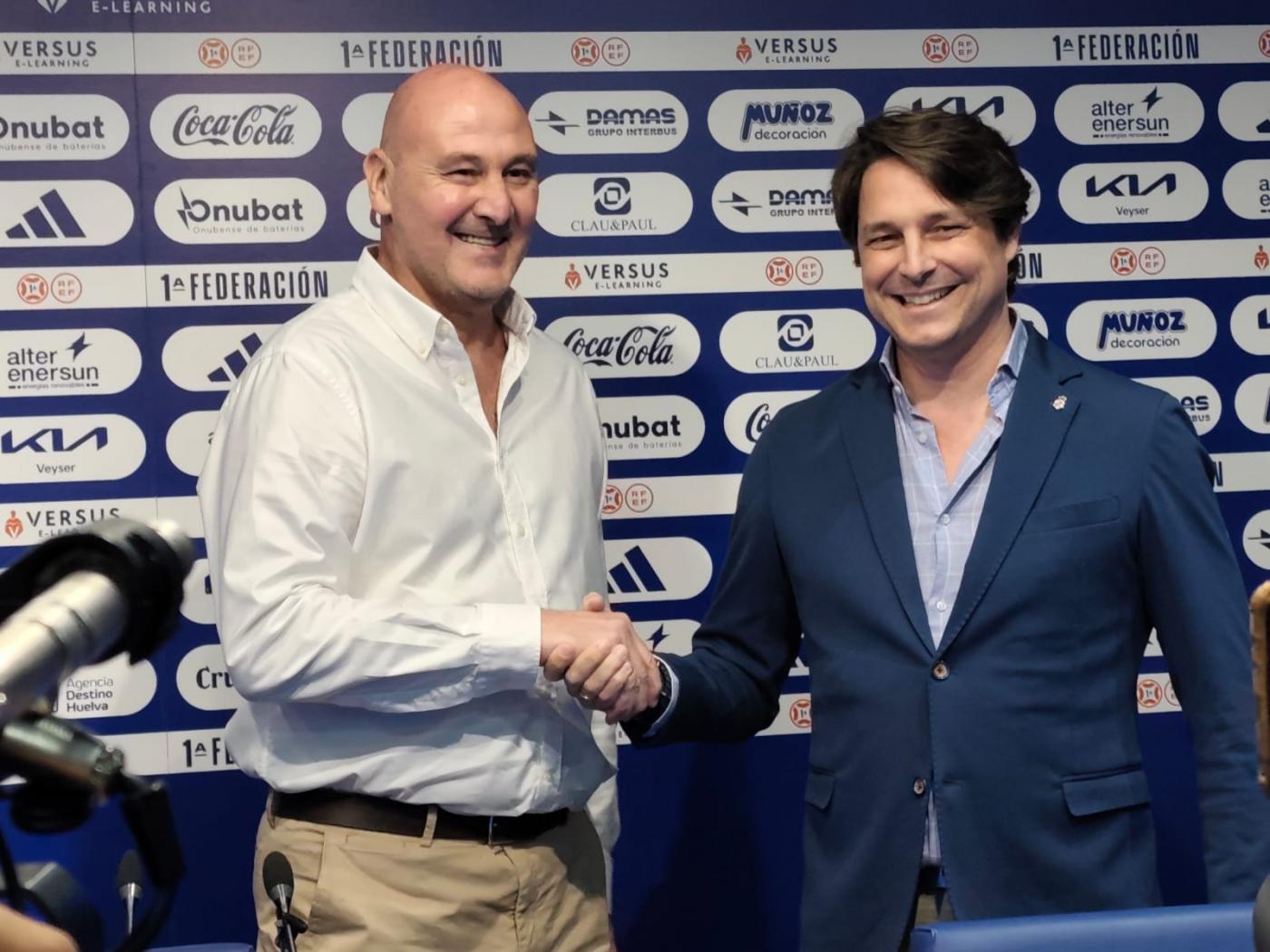 Presentación de Roberto Ríos. - TENOR