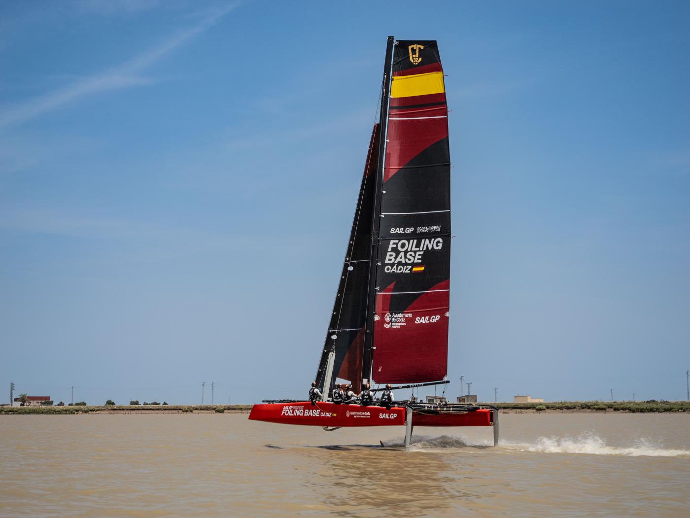 Foiling Base Cádiz, en el LIX Ascenso Internacional del Guadalquivir. FBC