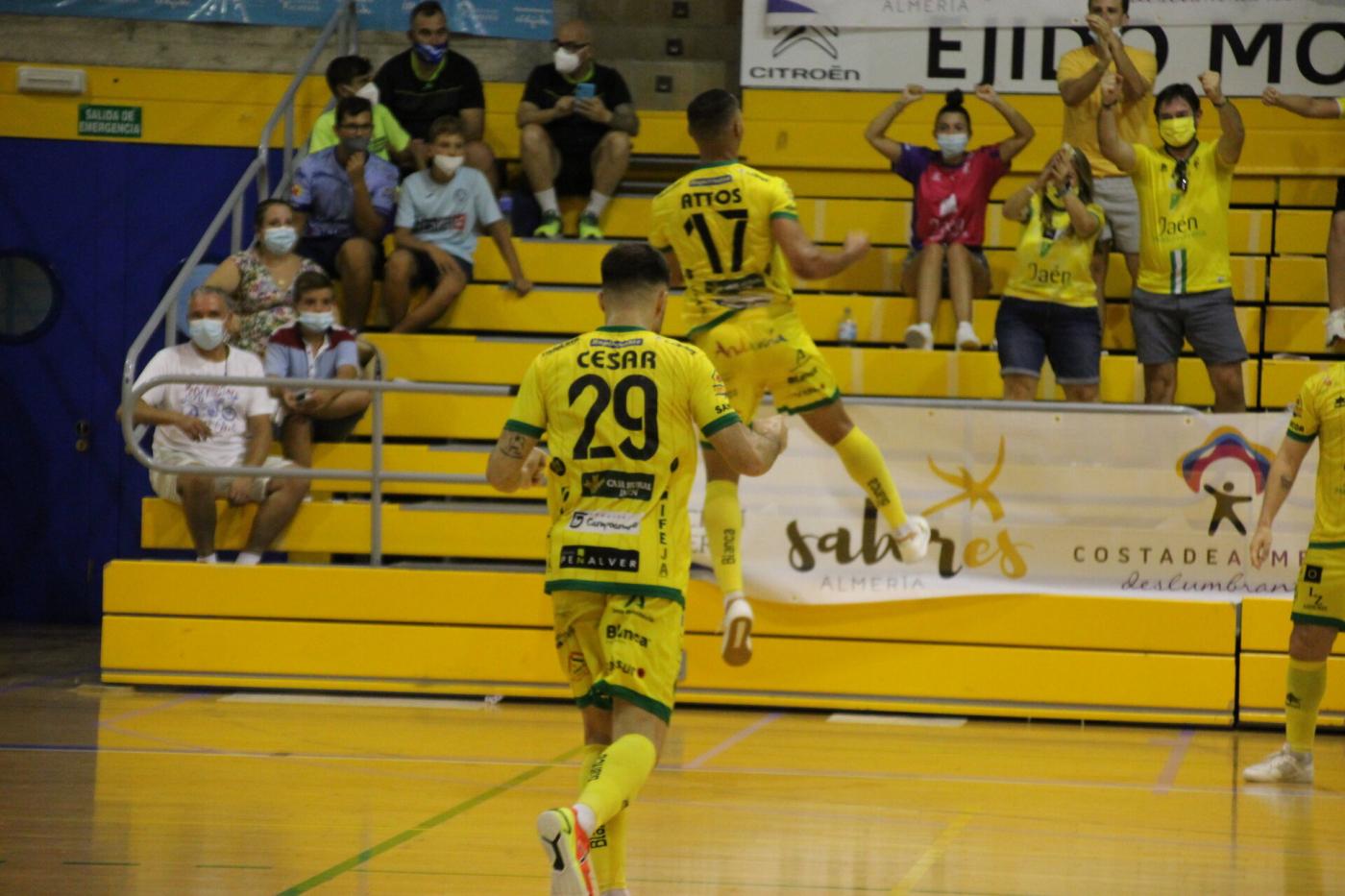 Attos festeja un gol, en una imagen de archivo.  - Viva Jaén