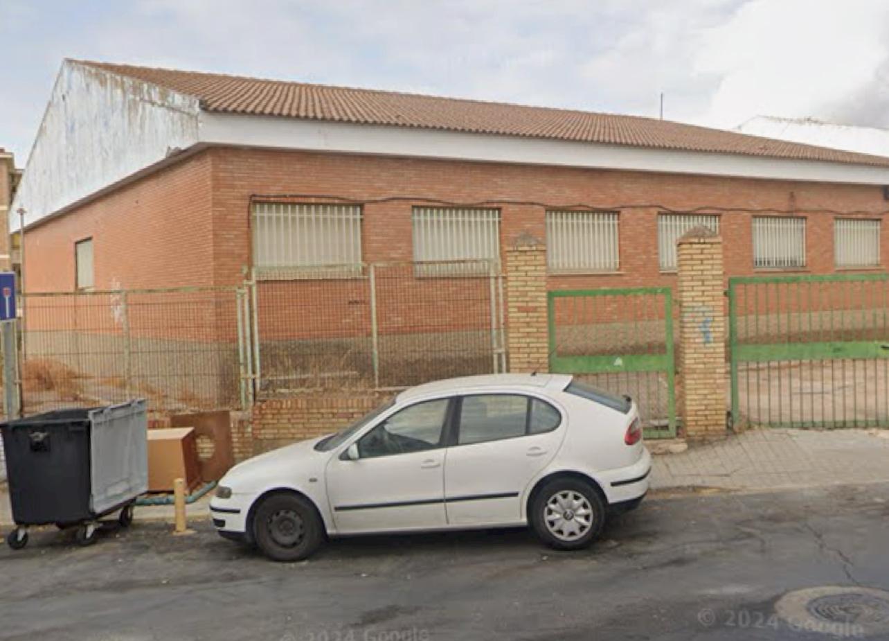 Edificio de la antigua guardería en la calle Villablanca. - VH