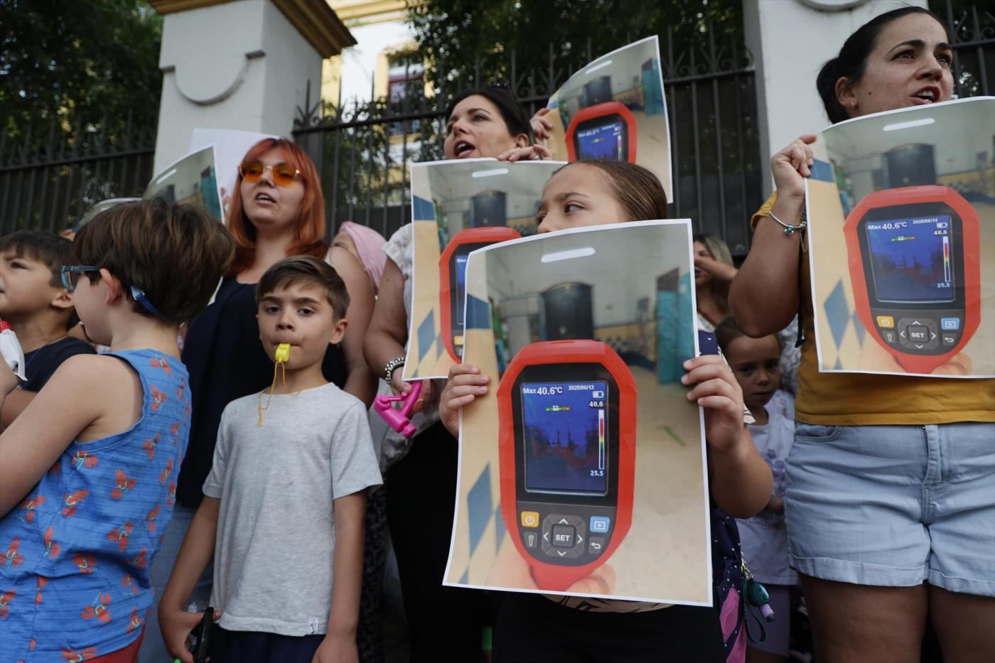 AMPA del Colegio Borbolla denuncia aulas de hasta 37 ºC y pide mejoras urgentes 