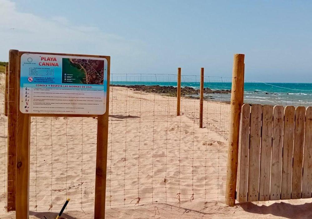 La playa canina de Rota espera a la la aprobación del Plan de Explotación de Playas