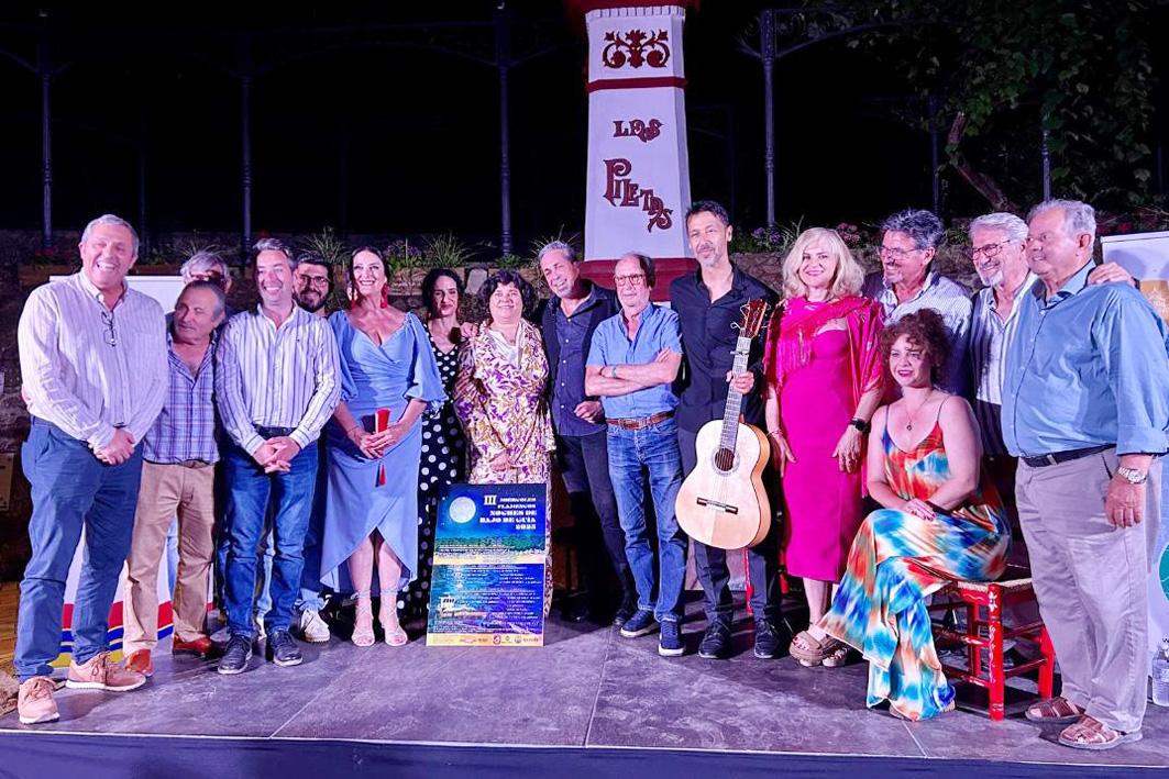 Un momento de la presentación en Las Piletas - AI