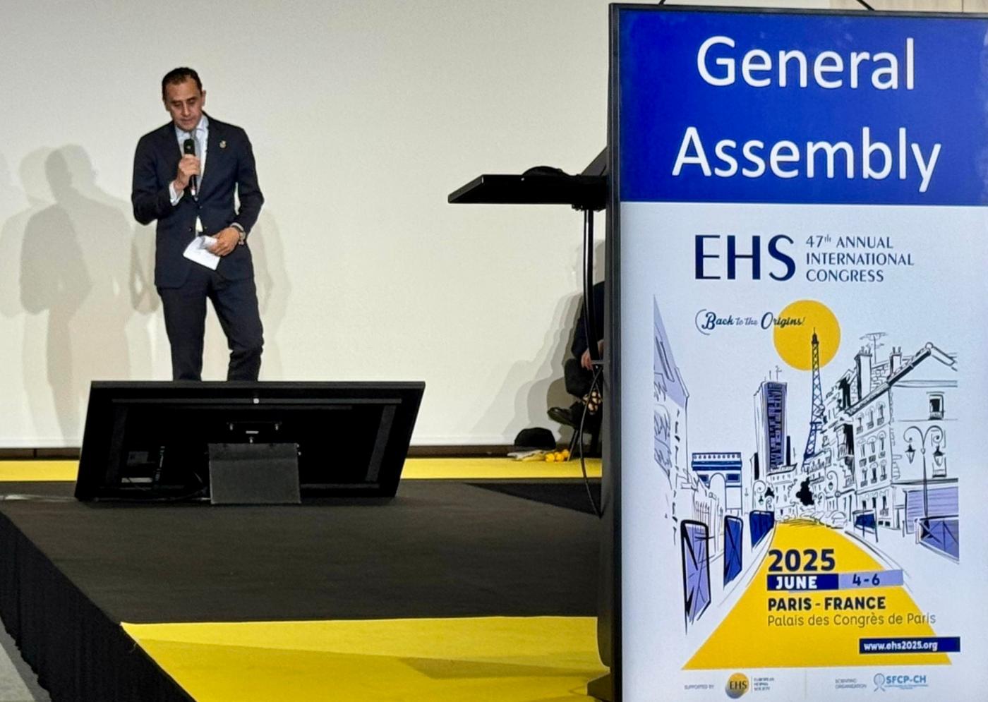 El doctor Salvador Morales, nuevo presidente de la European Hernia Society