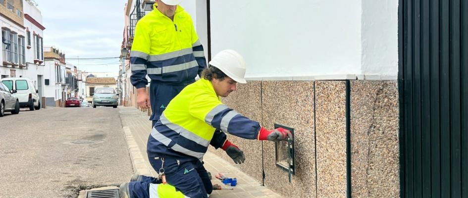 Los once municipios recuperan el agua pero con problemas de presión en algunos puntos