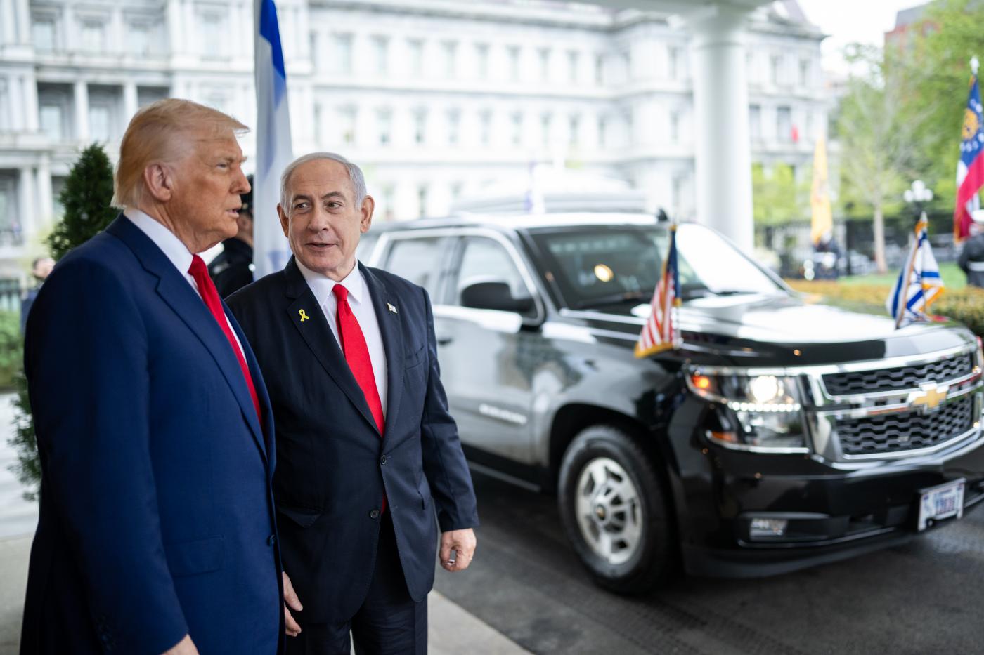Trump y Netanyahu hablan por teléfono tras exigir la 
