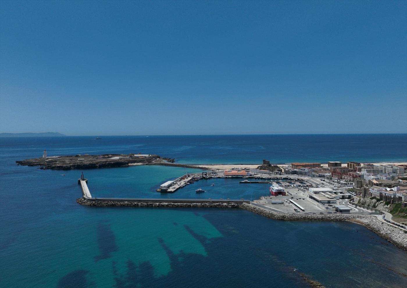 Licitada la ejecución de las conexiones OPS en muelles del puerto de Tarifa