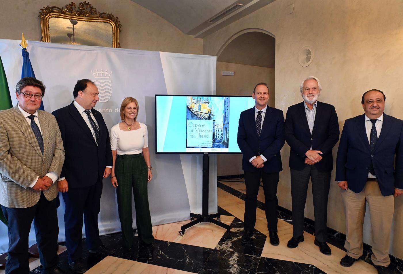 Jerez estrena Cursos de Verano en el 20 aniversario de su Campus universitario