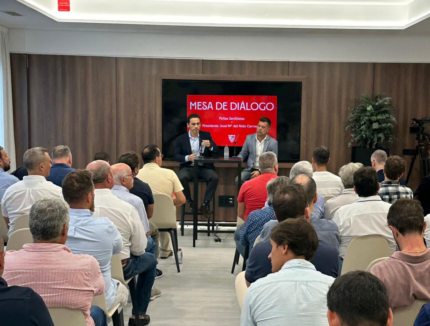 Del Nido Carrasco y su lío con el presidente de las peñas