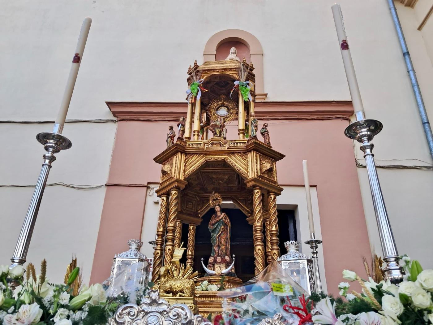 El Corpus Christi de los Sagrados Corazones llena de fe las calles de San Juan