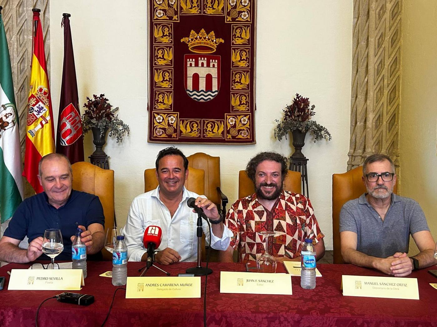 ‘Pueblo’ engrandece la obra del poeta arcense Julio Mariscal