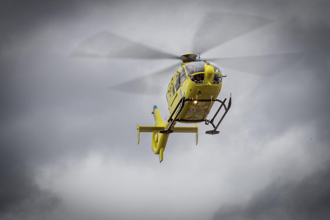 Fallece un motorista tras colisionar con un turismo en Santa Comba