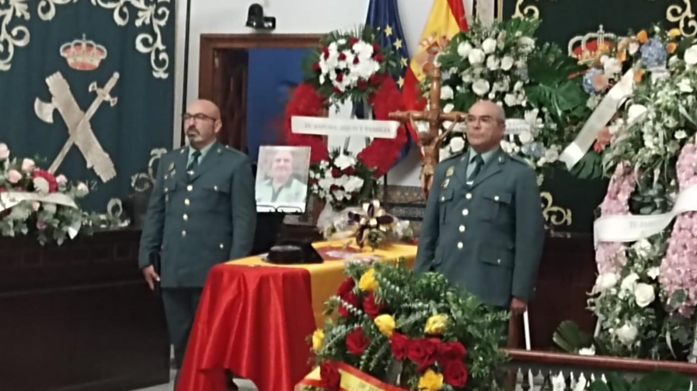 Rota despide a Carlos Bellido con mucho dolor en su capilla ardiente