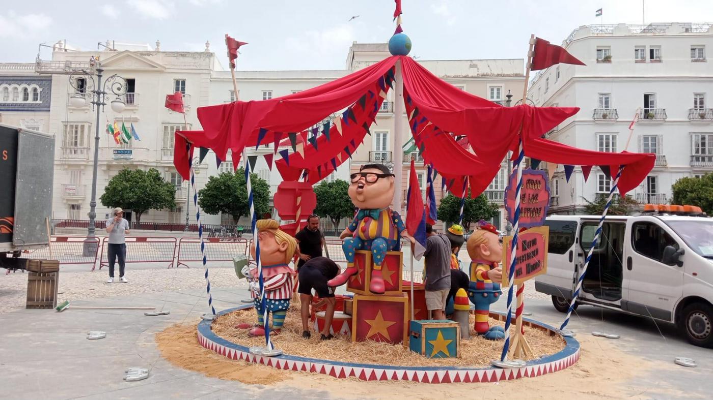 El juanillo municipal en la plaza de San Antonio.  Ayuntamiento de Cádiz