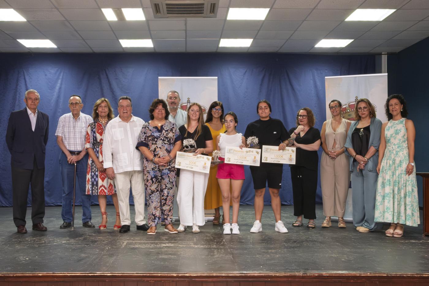 Huévar del Aljarafe entrega los Premios al Estudio sobre Agricultura y Ganadería