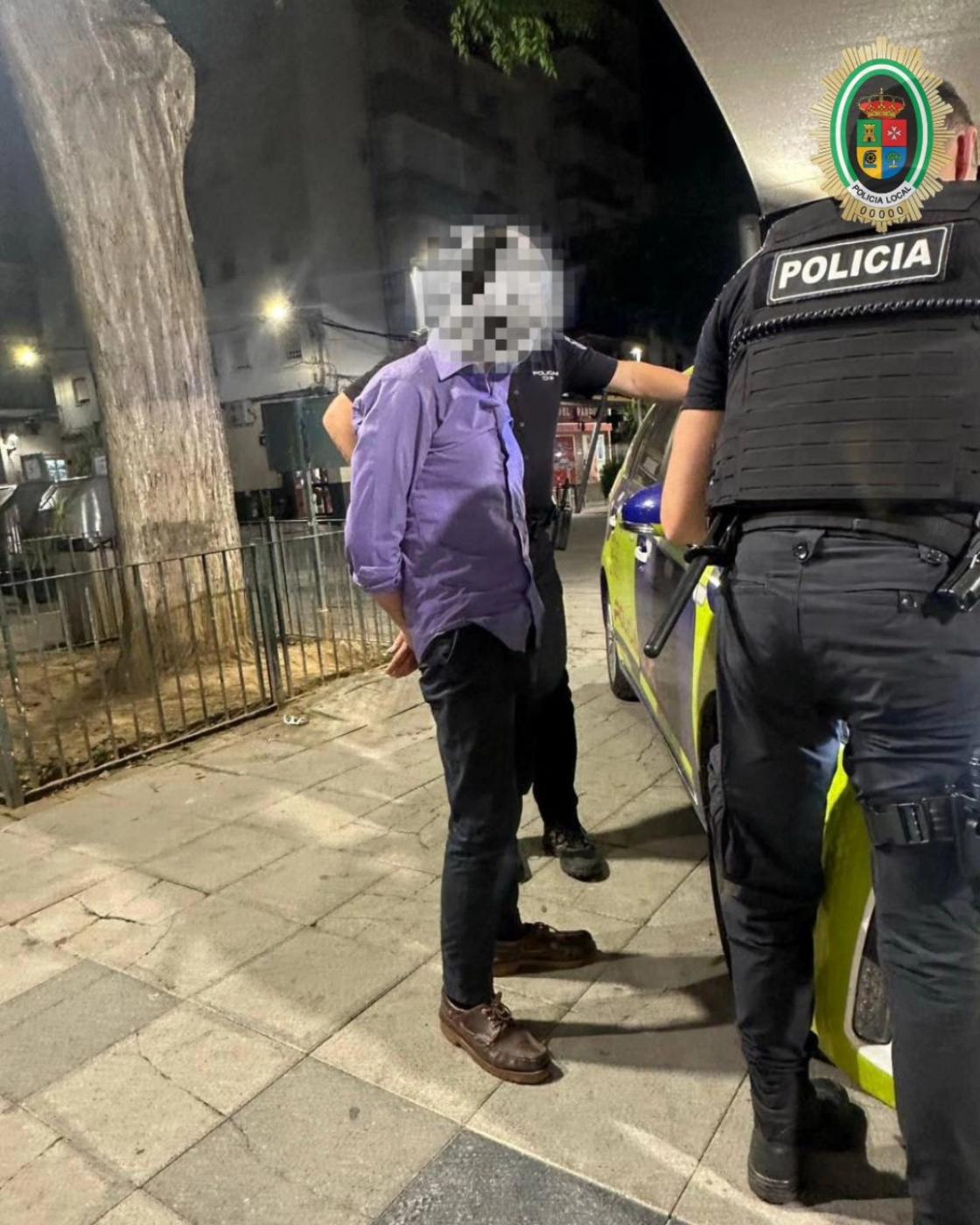La Policía de San Juan detiene a un individuo con orden judicial en vigor