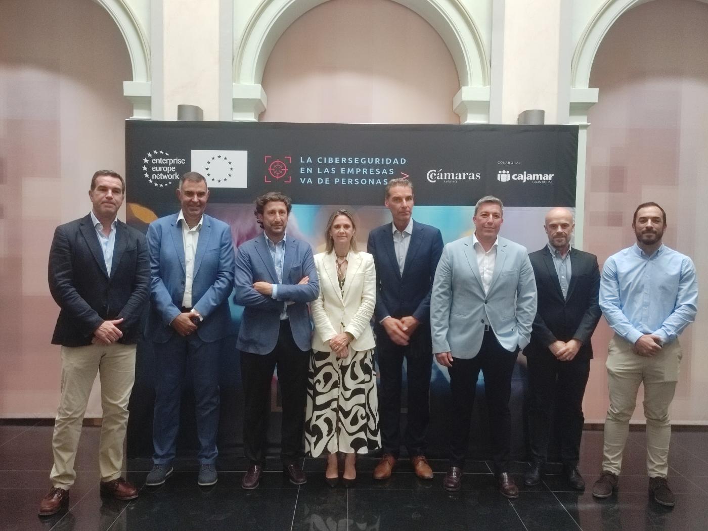 Cámaras Andalucía y Cajamar preparan a las empresas en ciberseguridad