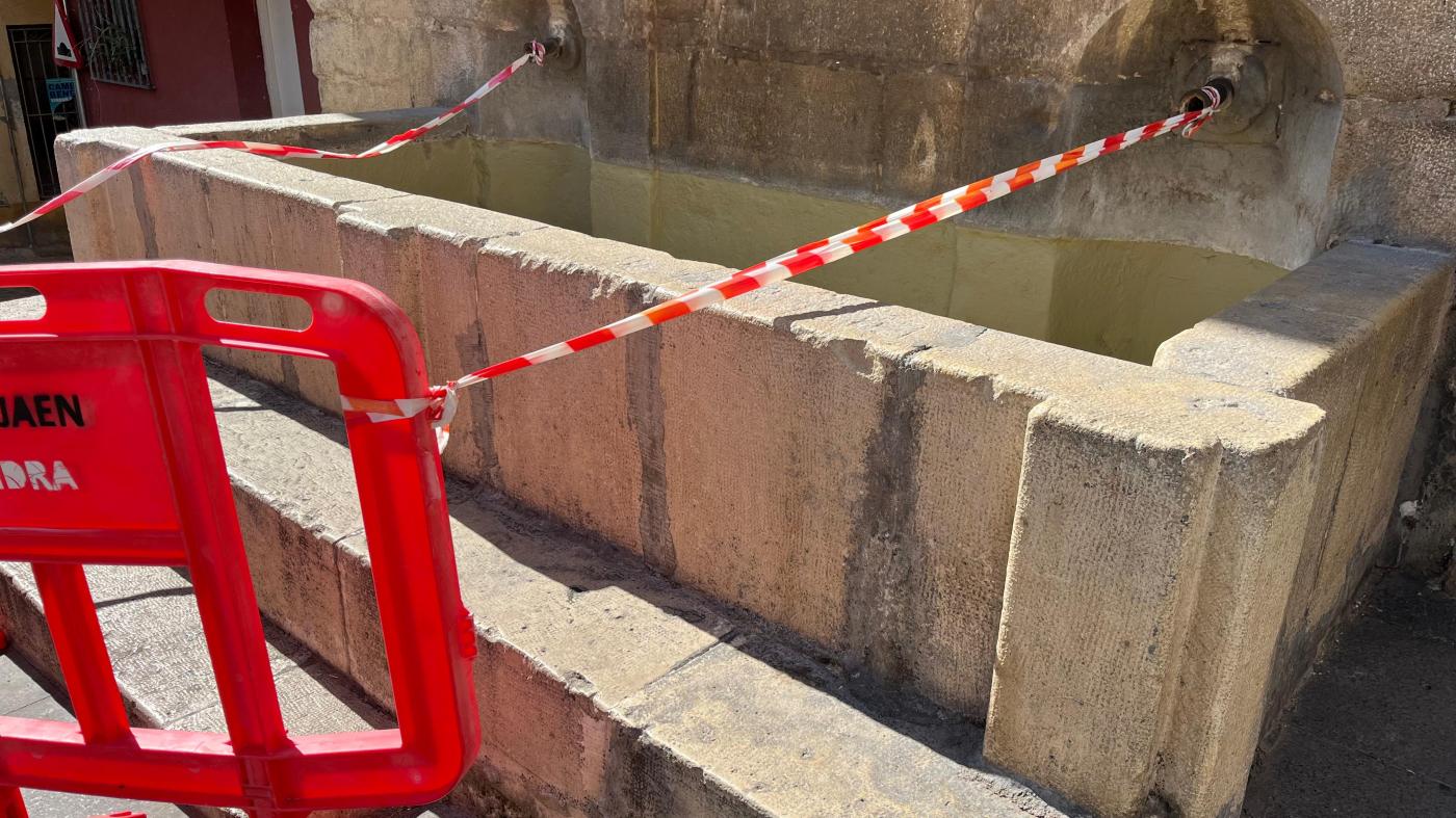 Arreglo de la fuente de La Merced. - PP.