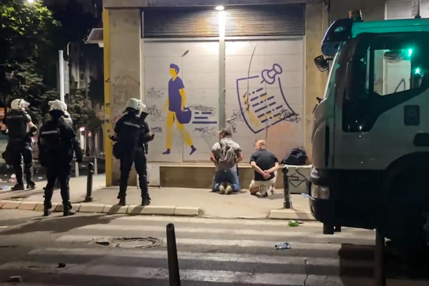 La gran protesta nocturna del sábado en Belgrado deja al menos 70 heridos y detenidos