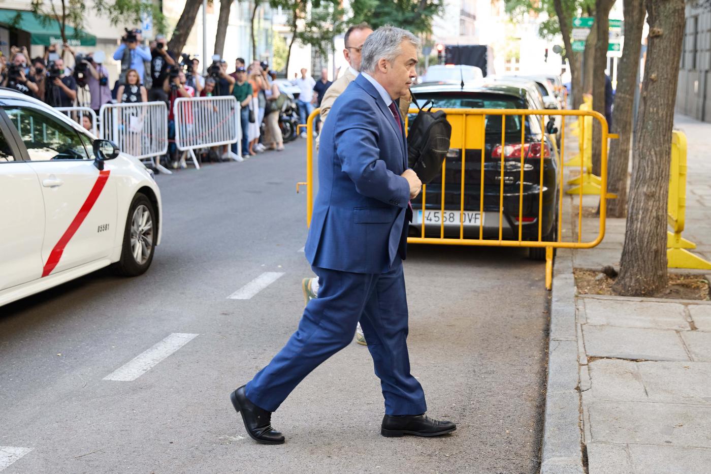 Cerdán niega la implicación en los presuntos amaños, el cobro de mordidas y pagos al PSOE