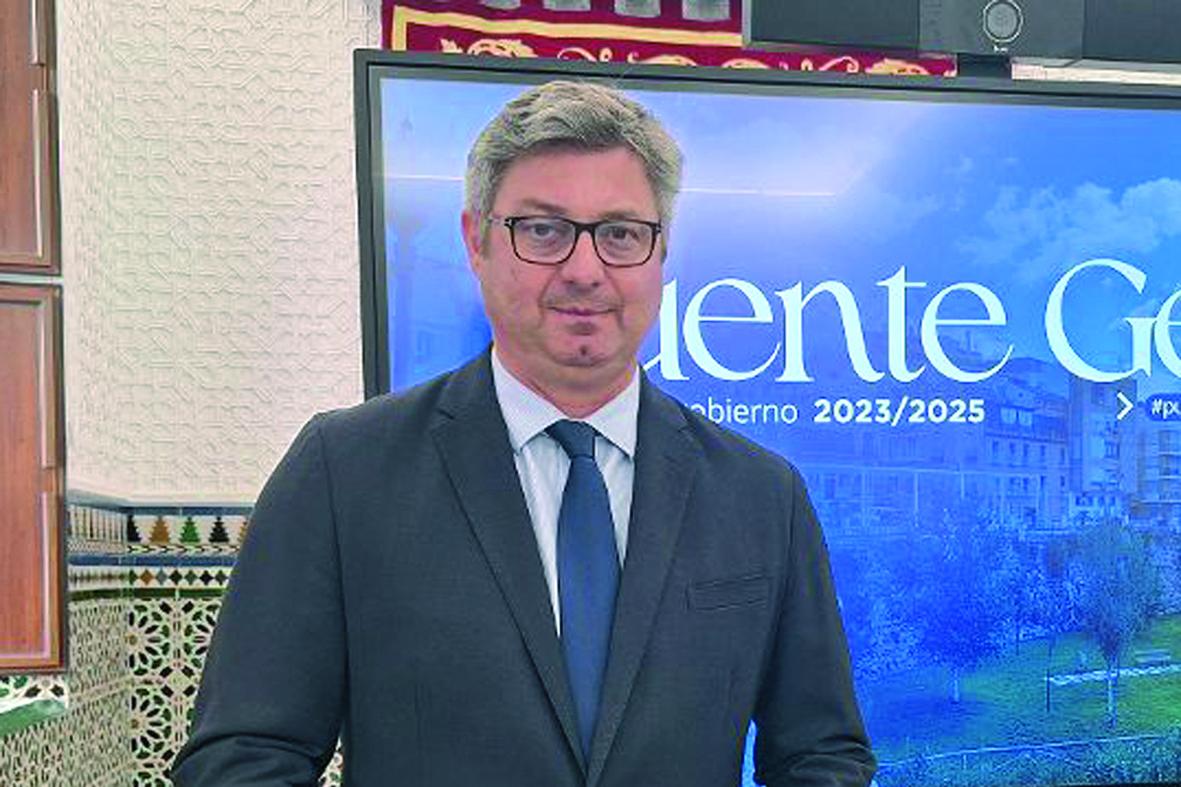 Velasco defiende su gestión al llegar al ecuador de su mandato