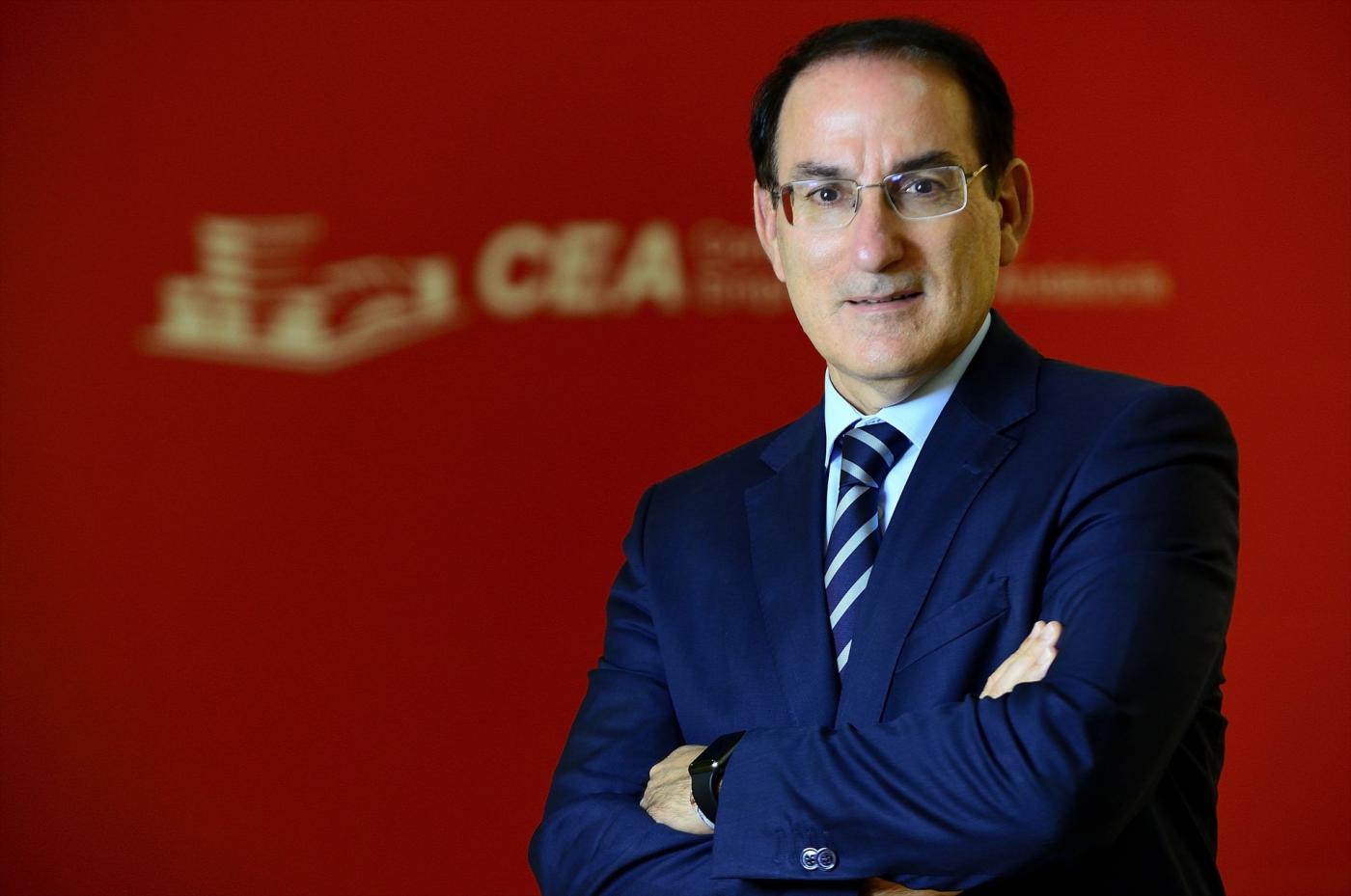 Javier González de Lara. - CEAC