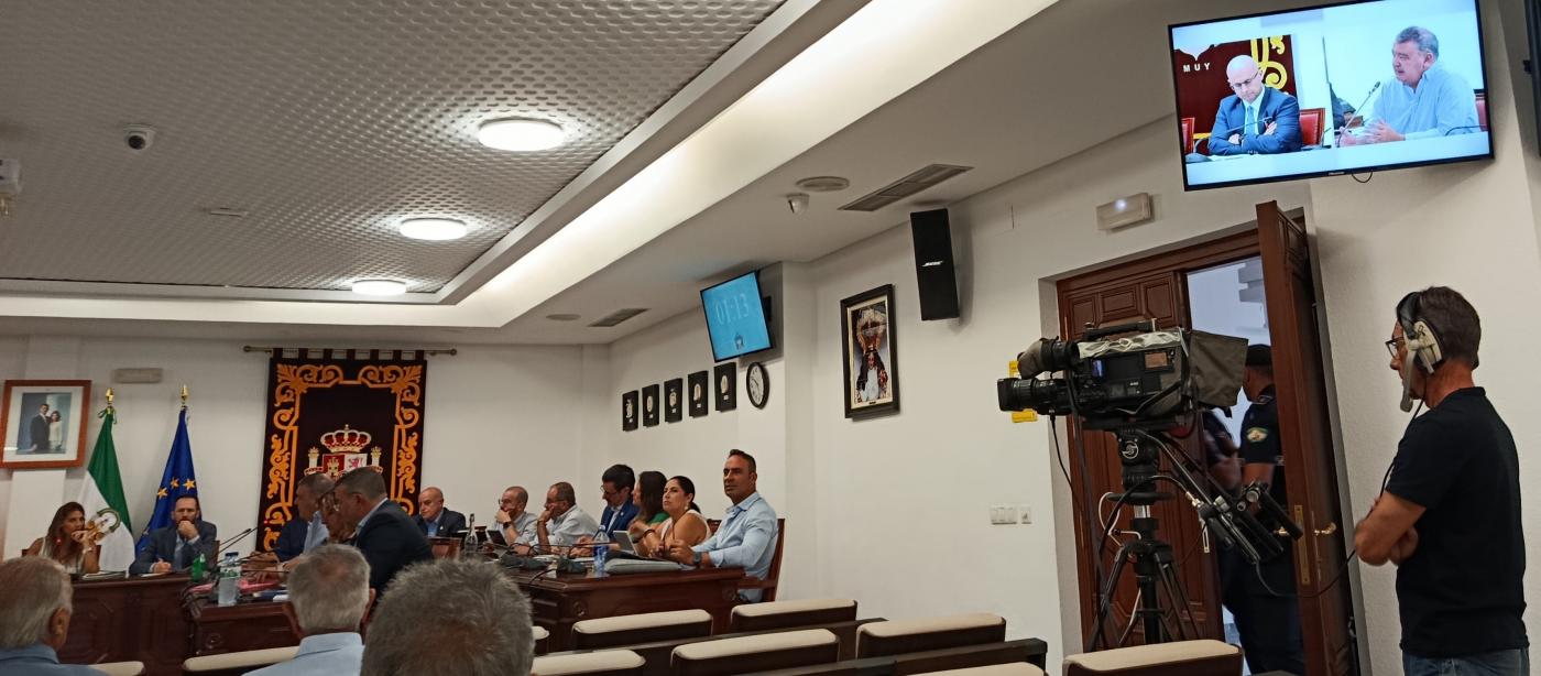 El tripartito de Mijas nombra a 17 asesores municipales por 748.000 euros anuales  