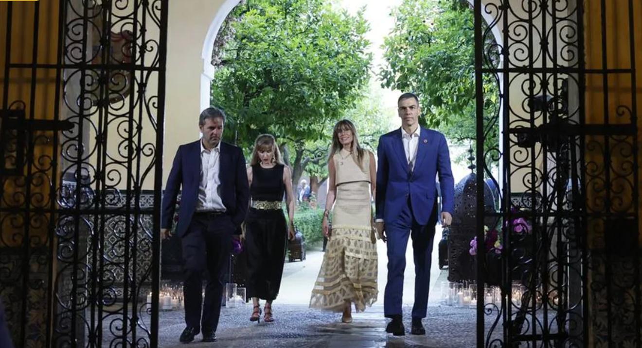 La cena que Sánchez ofreció en el Palacio de Las Dueñas costó 60.052 euros