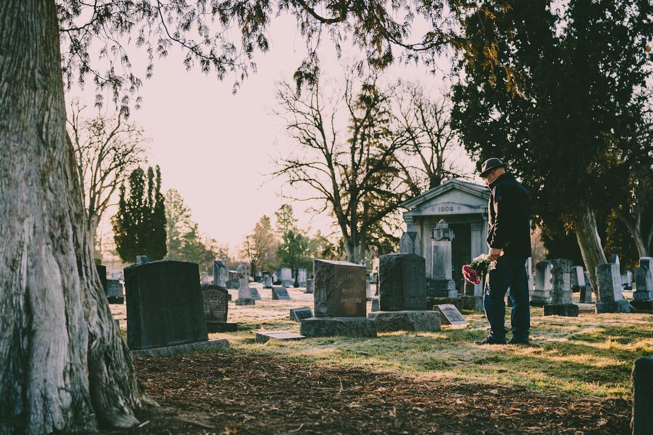 Funeral. - Pexels.com