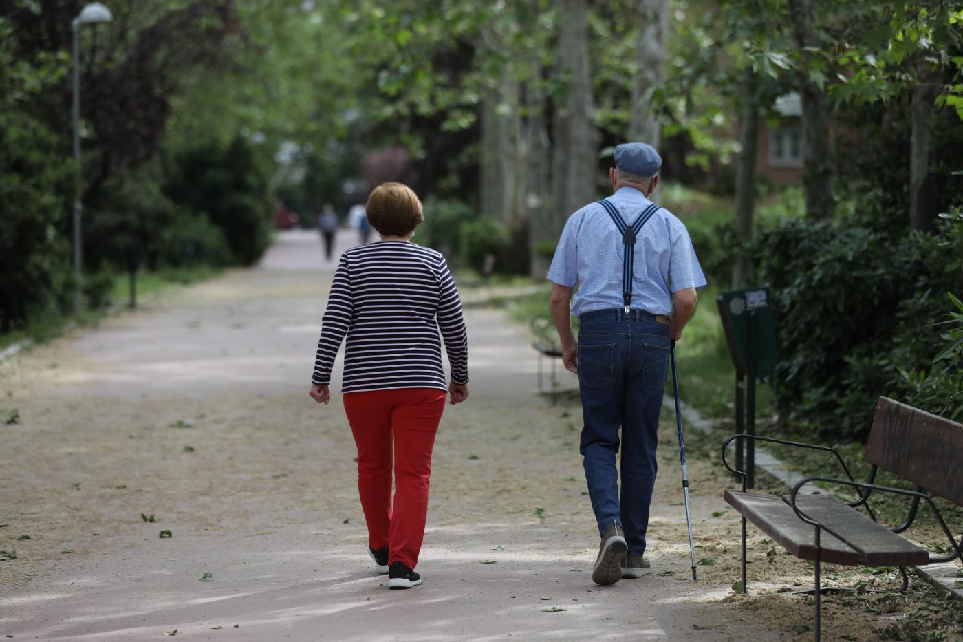 La muerte de la pareja y el estrés económico se asocian con el Alzheimer