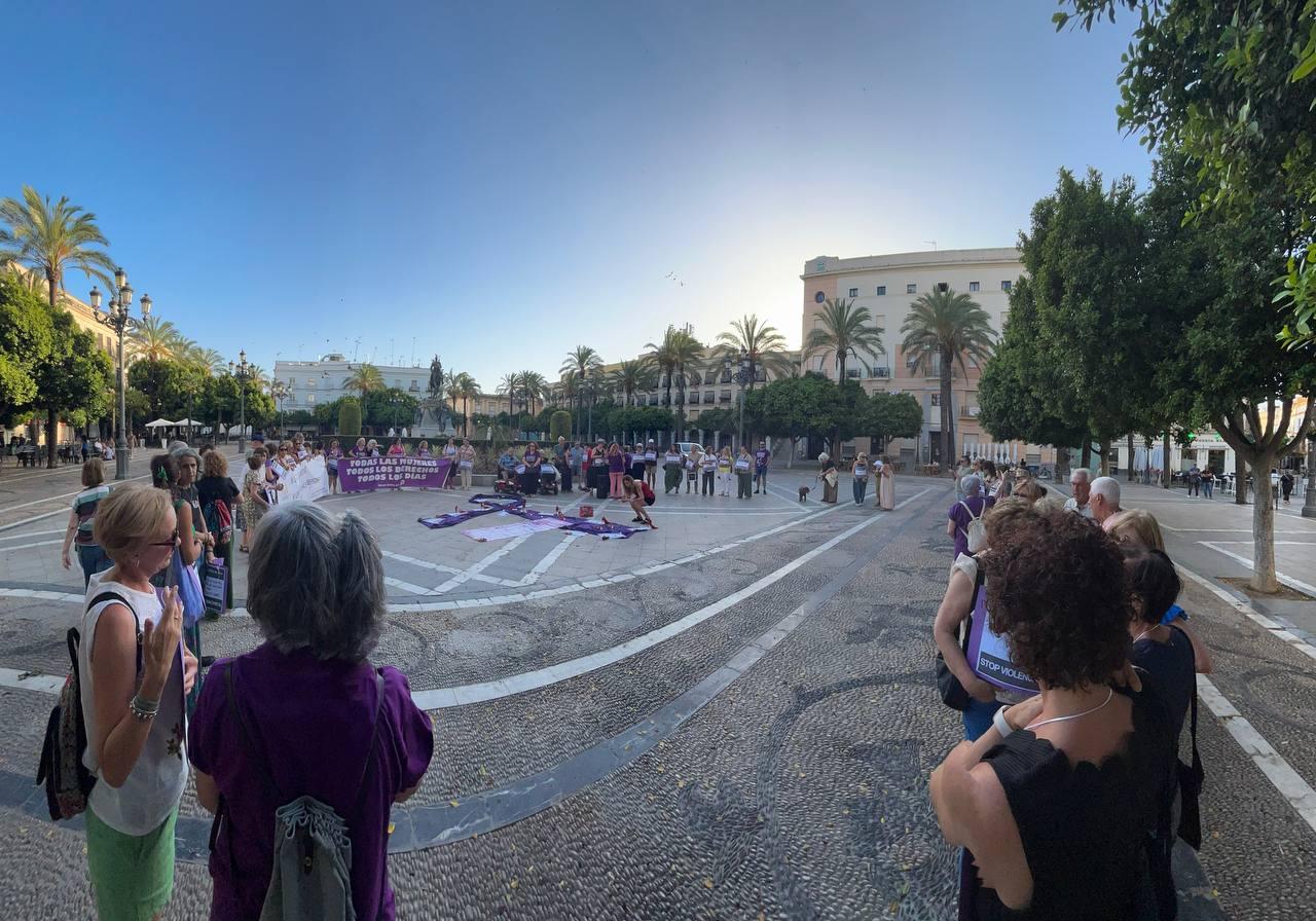 Marea Violeta sale a la calle 