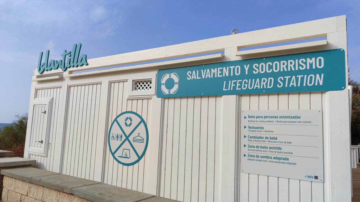 Islantilla inaugura su nuevo Puesto Central de Salvamento y Socorrismo