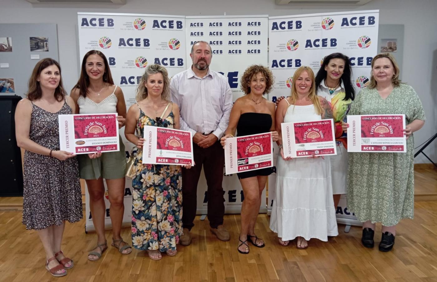 Empresa ganadora del Concurso de Escaparates de ACEB. - Ayuntamiento