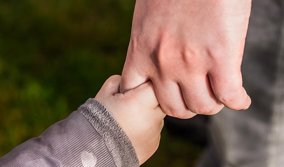 Ayudas económicas a familias con menores en riesgo de exclusión por 2,3 millones en Cádiz