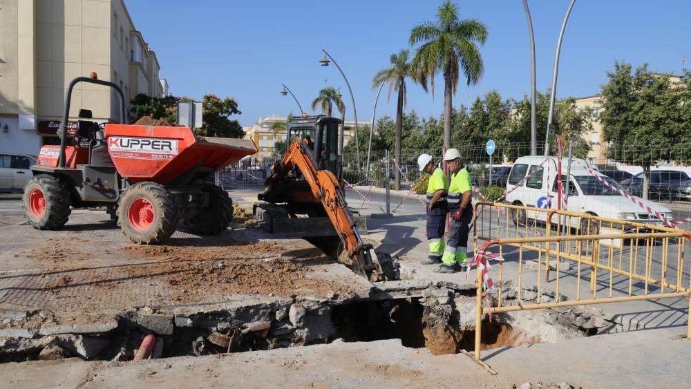 Las obras en Carlos Cano avanzan hacia su segundas fase