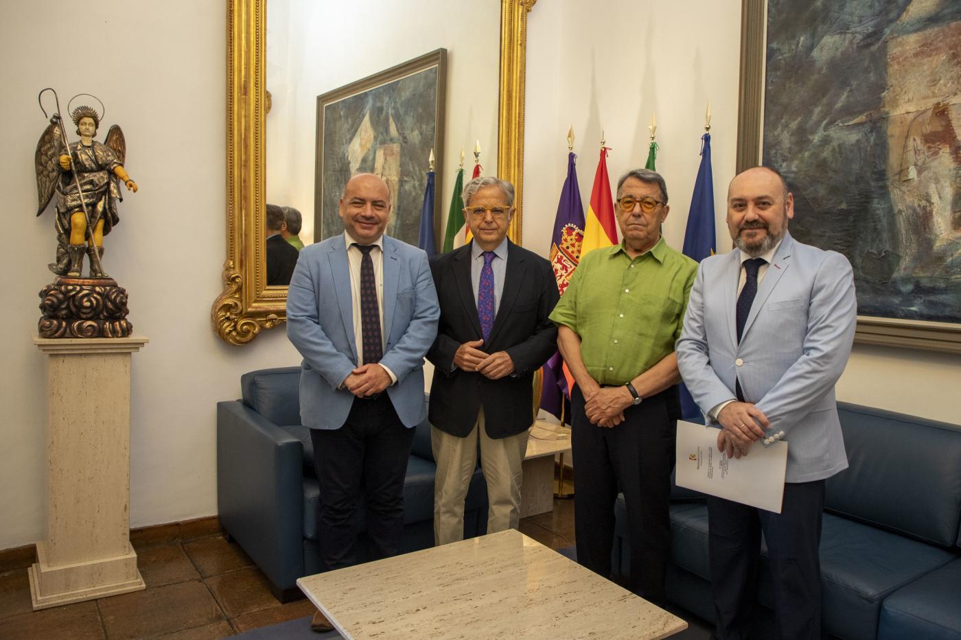 'La escuela de antaño' y la divulgación de Manuel Álvarez Ortega