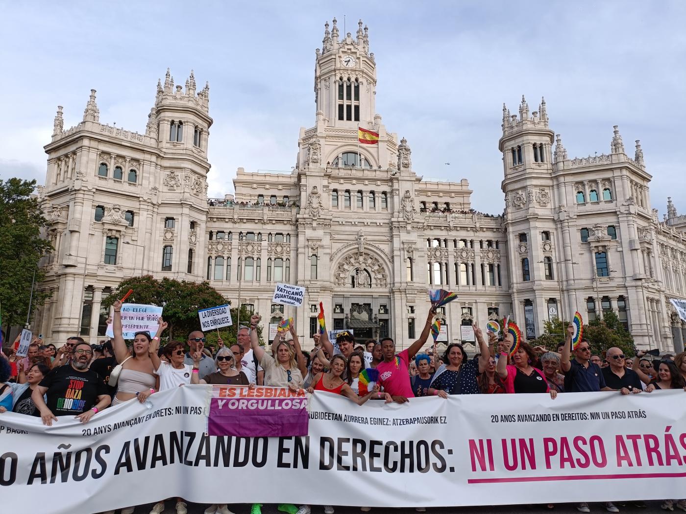 El Orgullo de Madrid reunió a miles de personas al grito de 