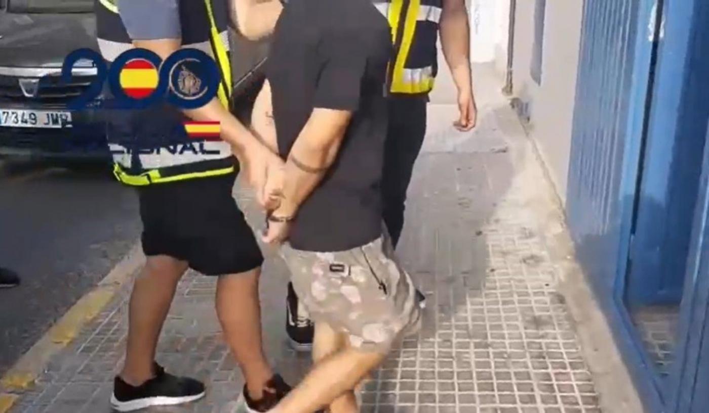 Detenido por presuntamente agredir a un Policía en los disturbios de la huelga del metal