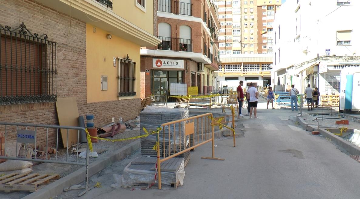 Los vecinos de Huelin, hartos de las obras: 