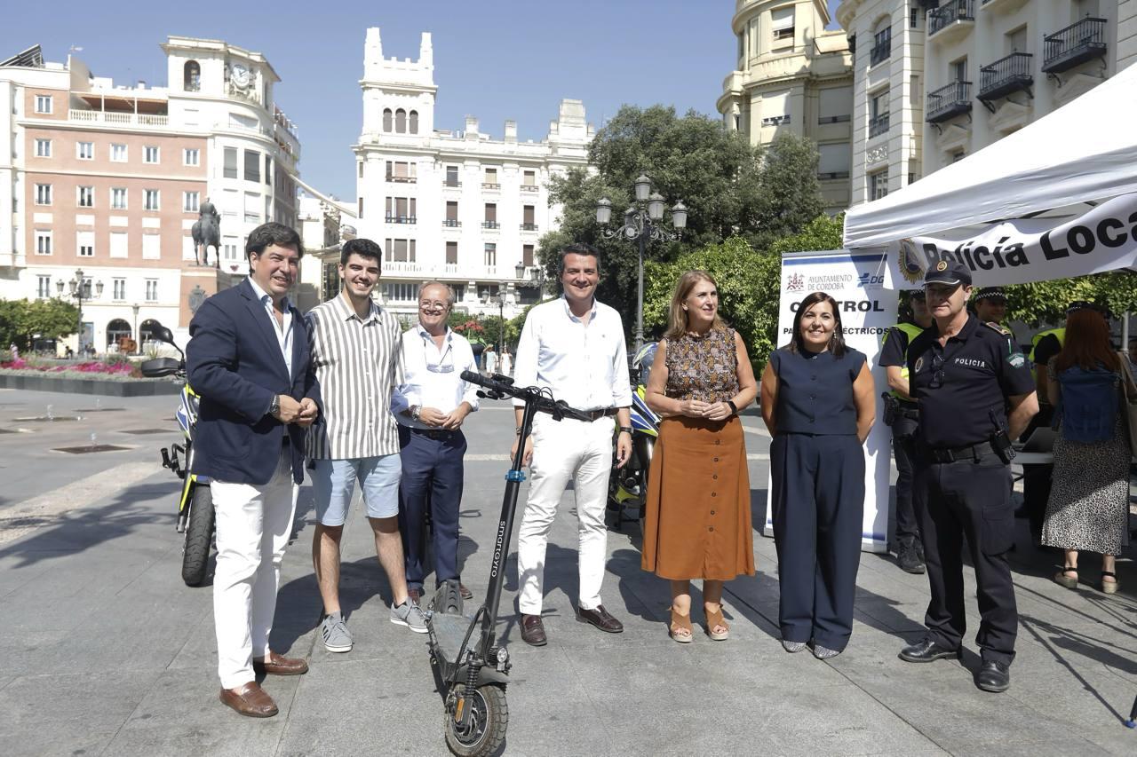 El incremento de accidentes de patinetes centra una nueva campaña de Policía Local y DGT