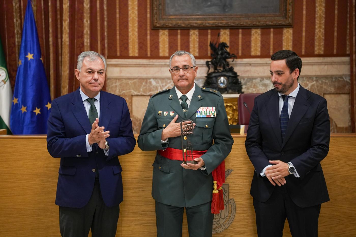 La Guardia Civil recibe el XI Premio Contra el Terrorismo Alberto Jiménez Becerril