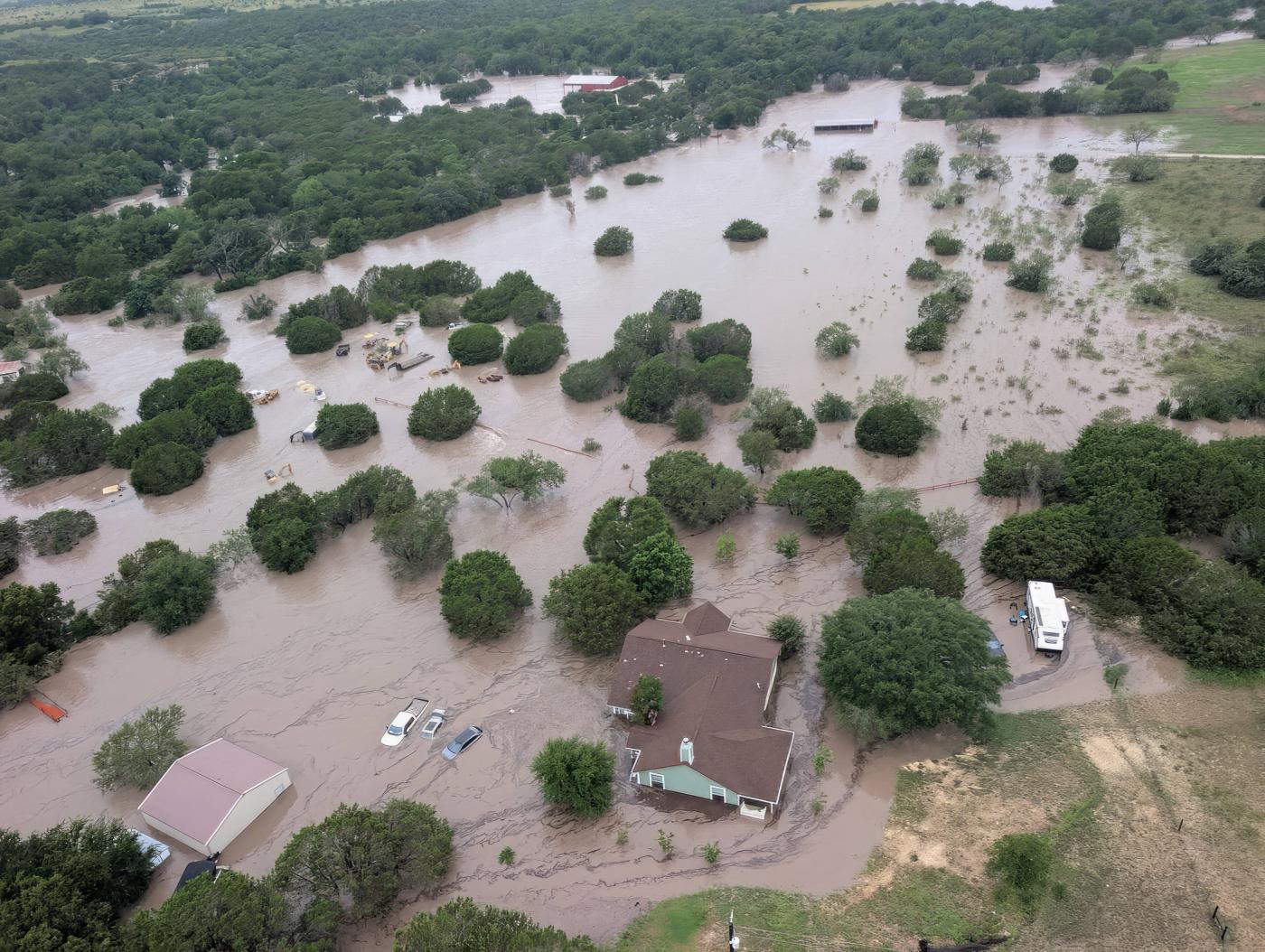 Más de un centenar de fallecidos a causa de las inundaciones en Texas